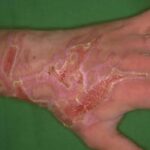 BOZP při manipulaci s chemickými látkami: průvodce pro prevenci a ochranu zdraví